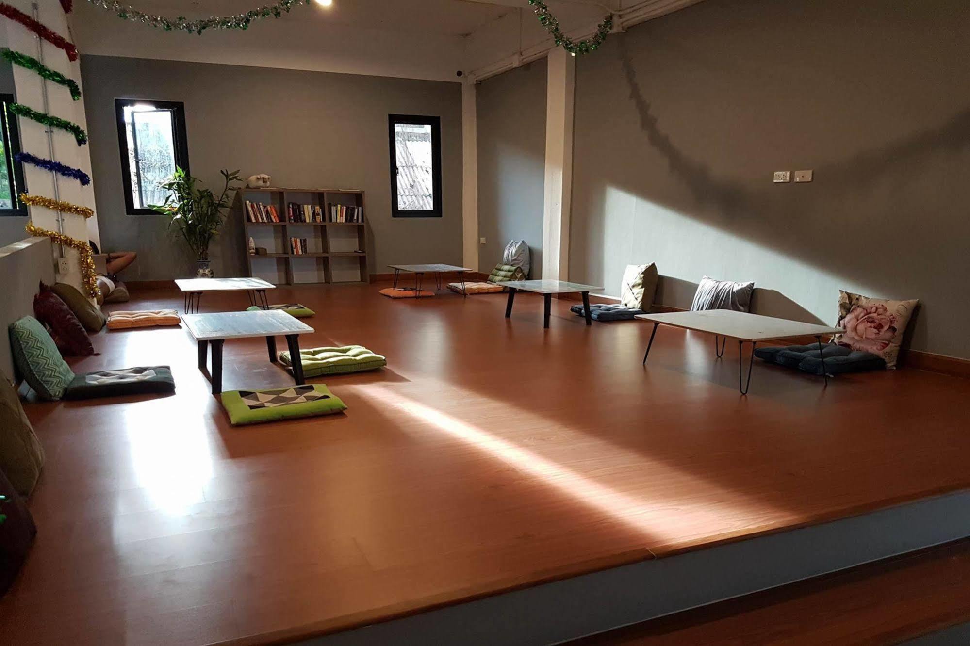 K-Bunk Aonang Center Hotel Ao Nang Ngoại thất bức ảnh